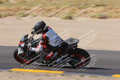 media/Oct-08-2022-SoCal Trackdays (Sat) [[1fc3beec89]]/Turn 9 Inside (10am)/